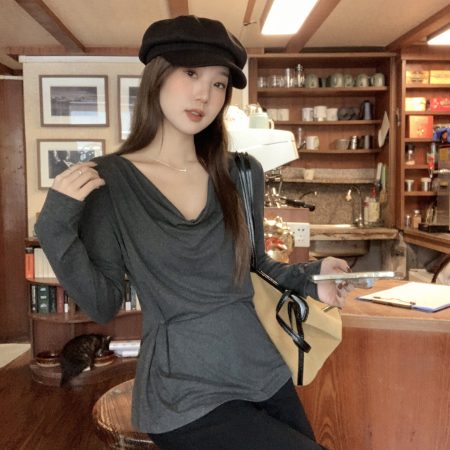 Grey, lazy style, pleated, off-shoulder, one-piece neckline, loose, pure color, long-sleeved T-shirt, new Korean style, autumn women's top